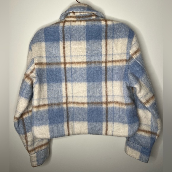 Abercrombie Cropped Plaid Shacket - Picture 4 of 7